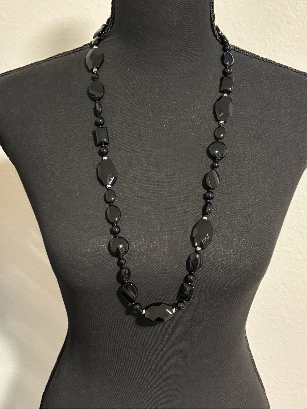 Black Glass Faceted Beaded Necklace 32”+2”